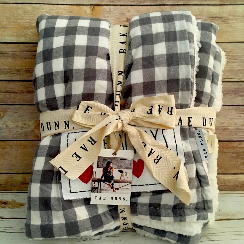 Rae Dunn Valentines Throw